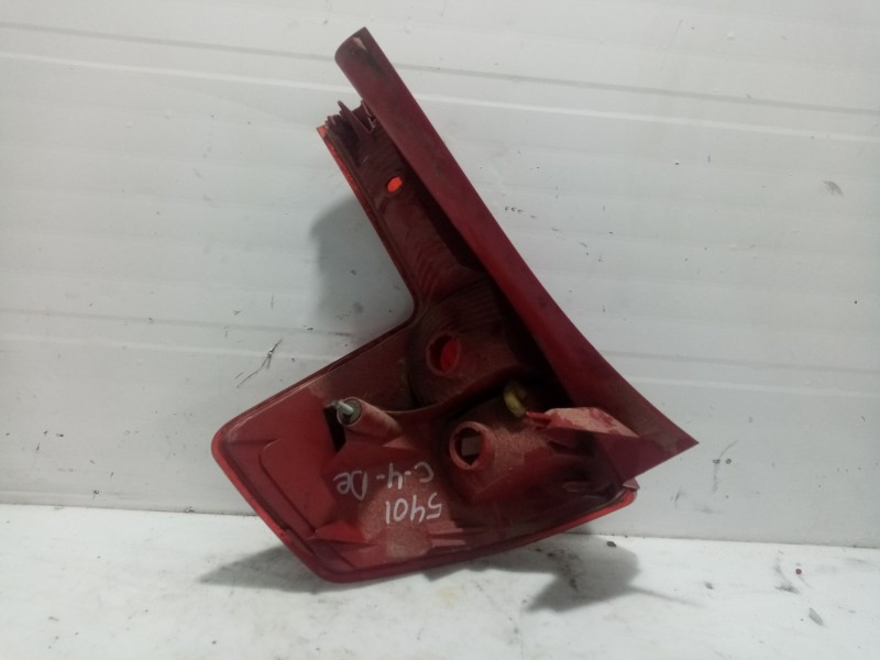 Recambio de piloto trasero derecho para citroën c4 berlina referencia OEM IAM 6351T8  