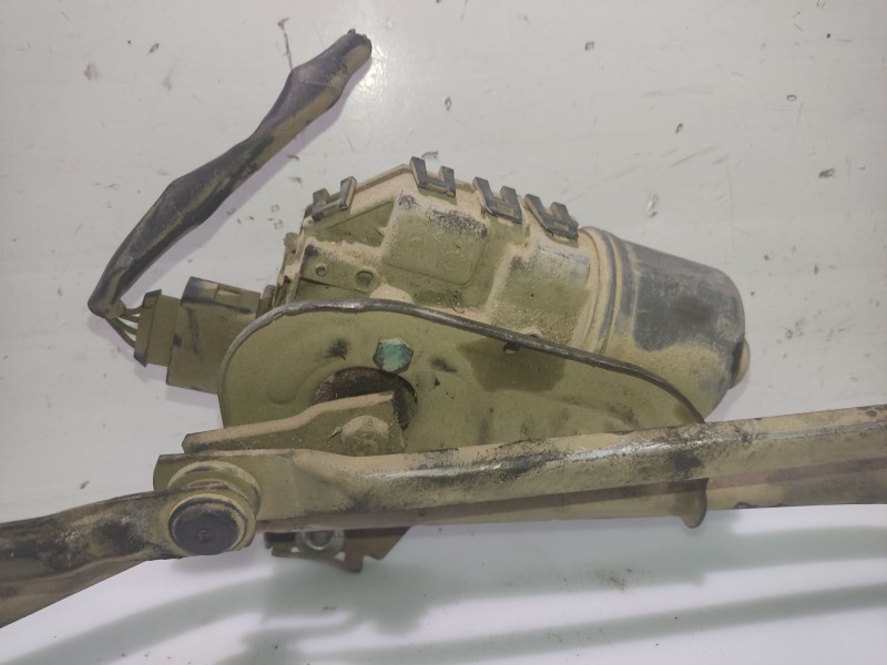 Recambio de motor limpia delantero para volkswagen passat berlina (3b3) referencia OEM IAM 0  