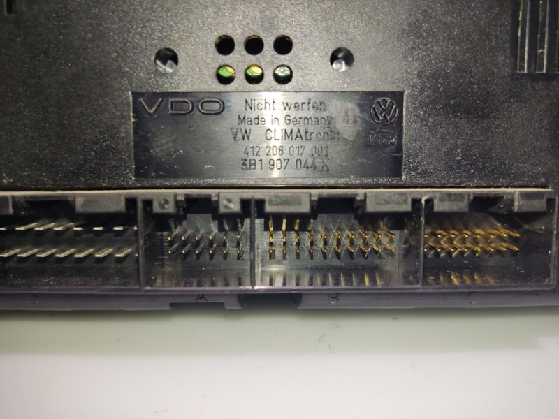 Recambio de mando calefaccion / aire acondicionado para volkswagen passat berlina (3b3) referencia OEM IAM 3B1907044K  