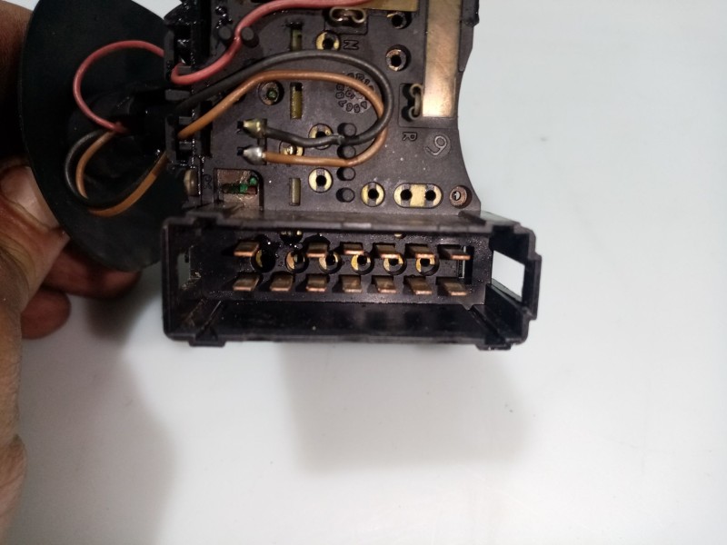 Recambio de mando intermitentes para renault laguna ii (bg4w) laguna ii referencia OEM IAM 7701061757 8200328896 