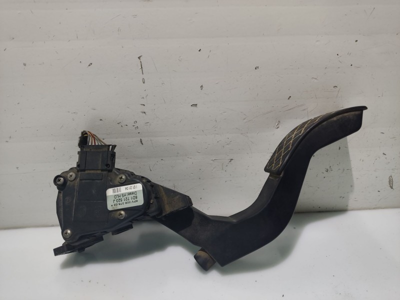 Recambio de pedal acelerador para volkswagen passat berlina (3b3) referencia OEM IAM 8D1721523J 6PV00837603 