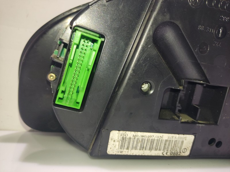 Recambio de cuadro instrumentos para volkswagen passat berlina (3b3) referencia OEM IAM 3B0920809C 110080197 110080197026