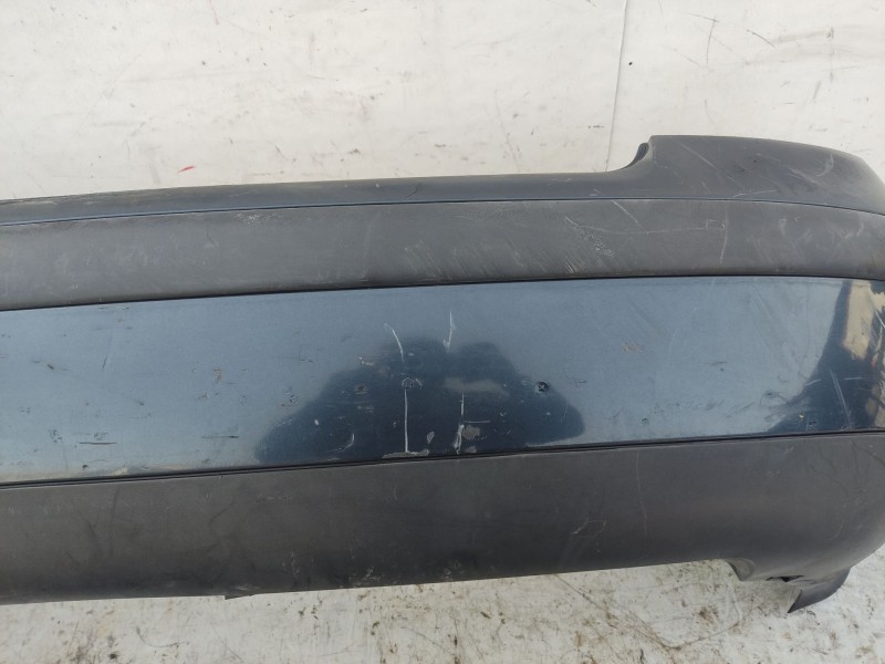 Recambio de paragolpes trasero para volkswagen passat berlina (3b3) referencia OEM IAM 3B5807417D 3B5807417J 3B5807417H