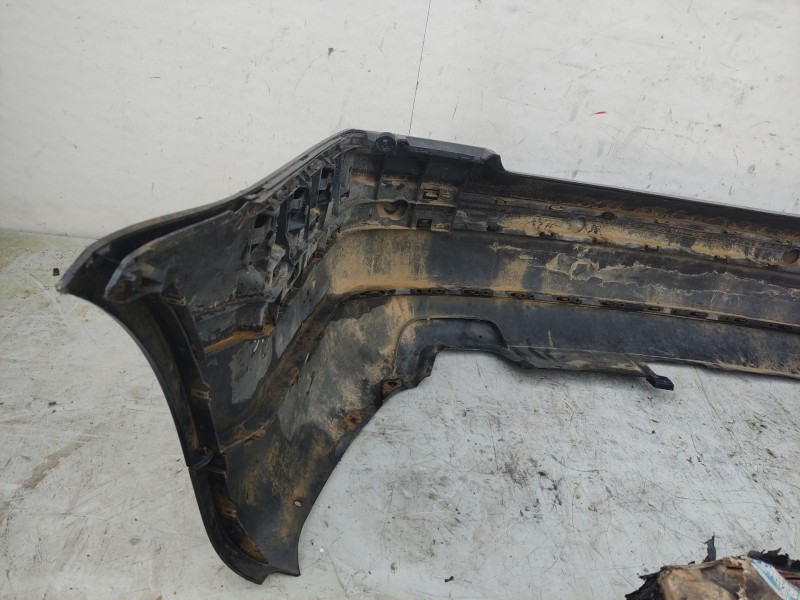 Recambio de paragolpes trasero para volkswagen passat berlina (3b3) referencia OEM IAM 3B5807417D 3B5807417J 3B5807417H