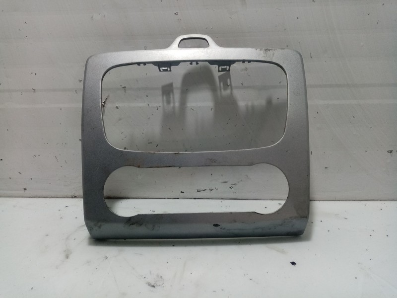 Recambio de moldura para ford focus ii (da_, hcp, dp) 1.6 tdci referencia OEM IAM 7M5118522B  