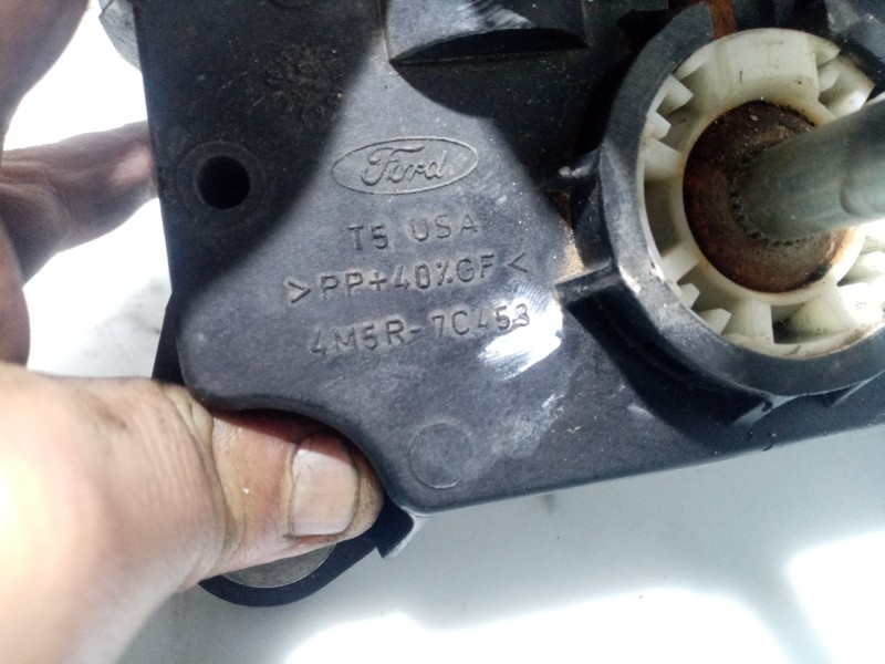 Recambio de palanca cambio para ford focus ii (da_, hcp, dp) 1.6 tdci referencia OEM IAM 1378329 4M5R7C453 