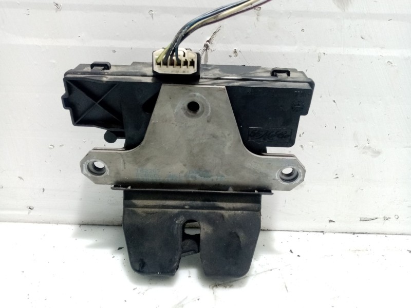 Recambio de cerradura maletero / porton para ford focus ii (da_, hcp, dp) 1.6 tdci referencia OEM IAM 0104111190  