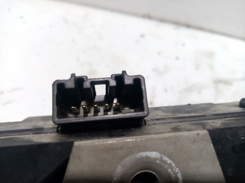 Recambio de cerradura maletero / porton para ford focus ii (da_, hcp, dp) 1.6 tdci referencia OEM IAM 0104111190  