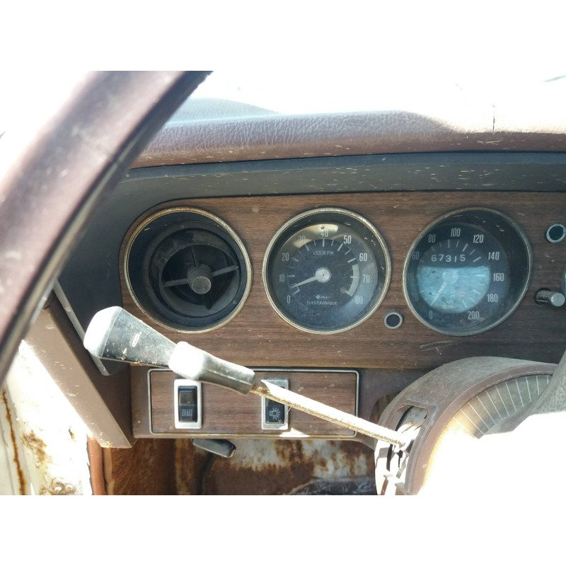 chrysler 2l    |   ... | 0 | 13,35 del año 06/08/1976