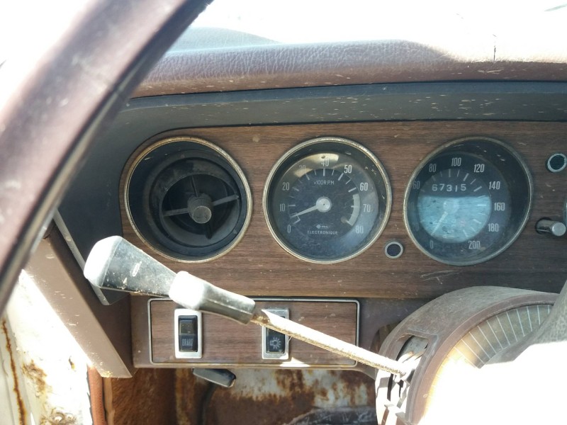 chrysler 2l    |   ... | 0 | 13,35 del año 06/08/1976