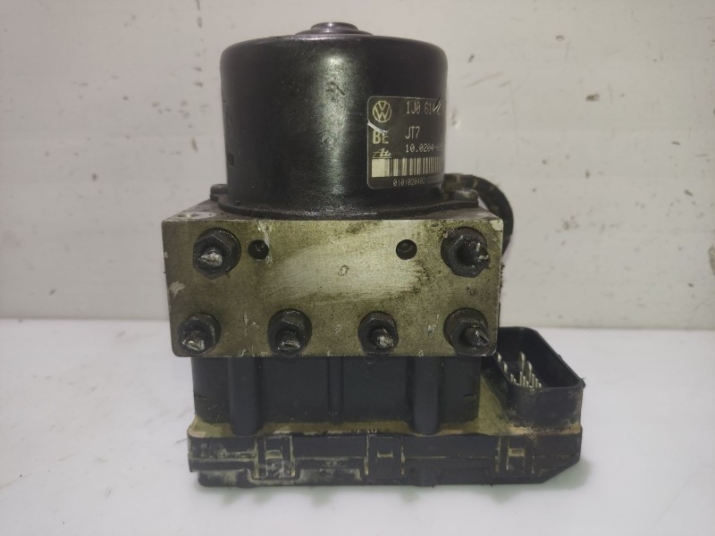 Recambio de abs para audi a3 (8l) referencia OEM IAM 1J0614217E 1J0907379Q 10094903323