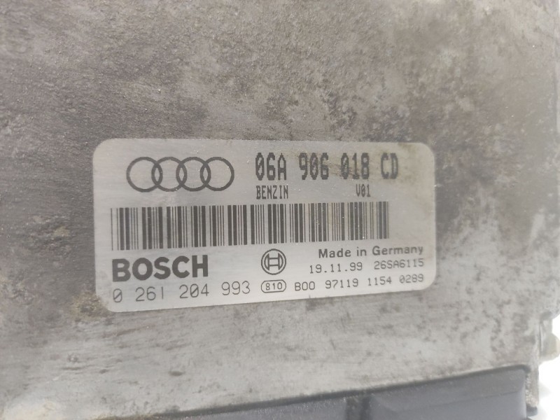 Recambio de centralita motor uce para audi a3 (8l) referencia OEM IAM 06A906018CD 0261204993 