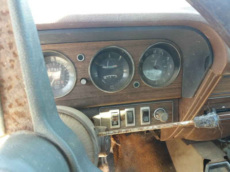 chrysler 2l    |   ... | 0 | 13,35 del año 06/08/1976