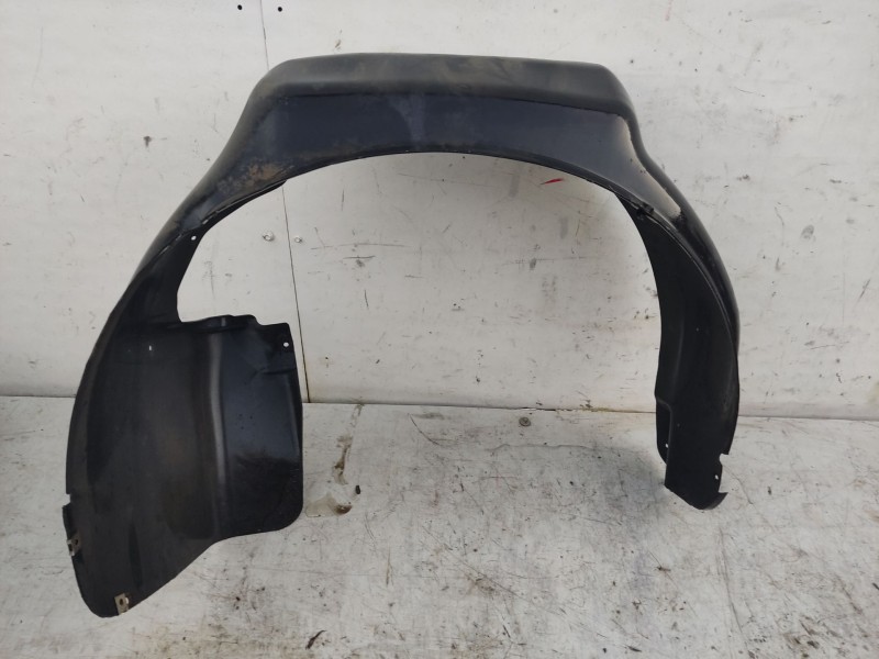 Recambio de paso de rueda delantero izquierdo para audi a3 (8l) referencia OEM IAM 8L0821171C  