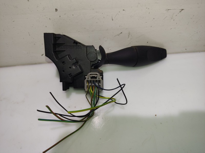 Recambio de mando intermitentes para ford fusion (ju_) 1.4 tdci referencia OEM IAM 6S6T13335AA  