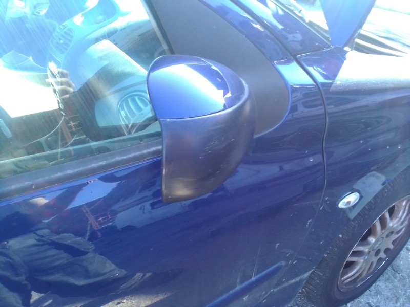Recambio de retrovisor derecho para peugeot 206 berlina referencia OEM IAM 8153S1  