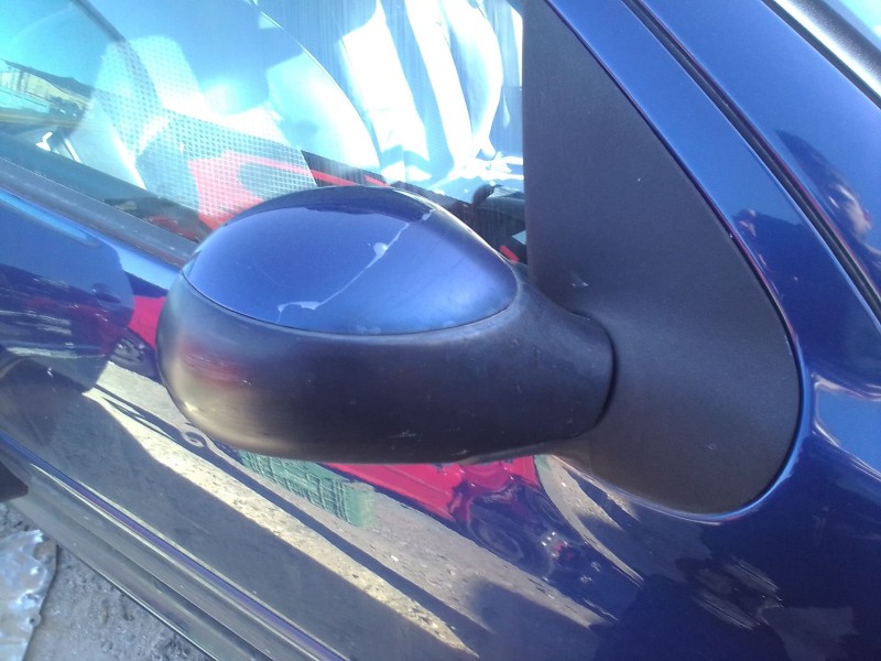 Recambio de retrovisor derecho para peugeot 206 berlina referencia OEM IAM 8153S1  