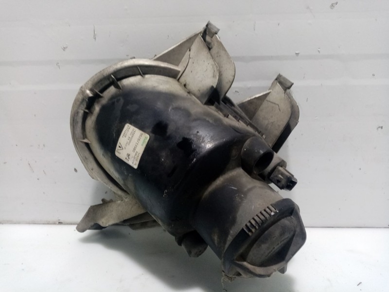 Recambio de faro antiniebla derecho para peugeot 206 berlina referencia OEM IAM 6205T2 9628733980 67742984