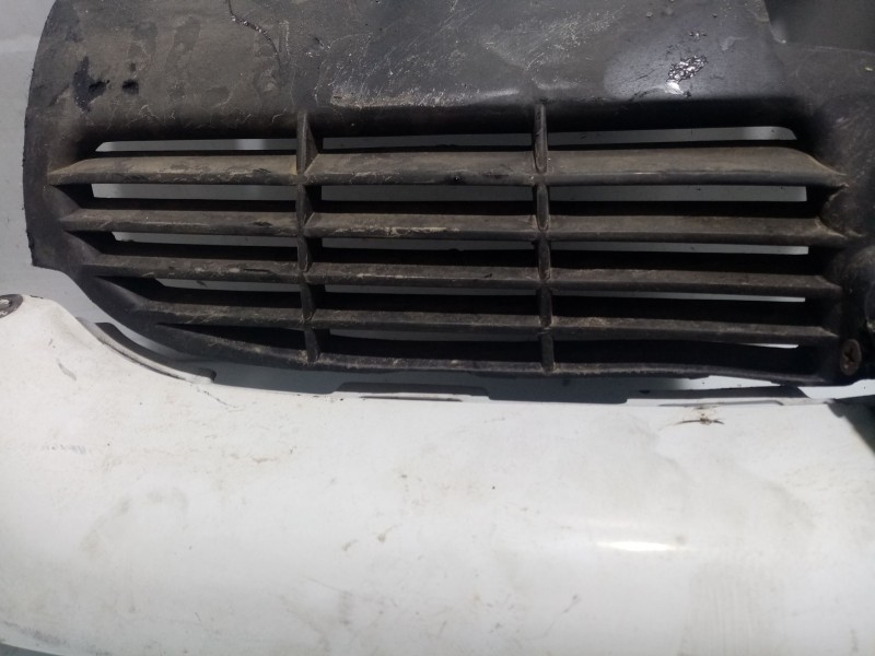 Recambio de calandra delantera de radiador para peugeot 206 berlina referencia OEM IAM 7804H5  