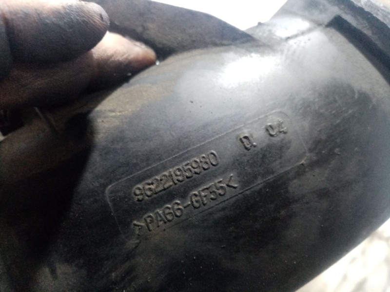 Recambio de tubo para peugeot 206 berlina referencia OEM IAM 9654389680  