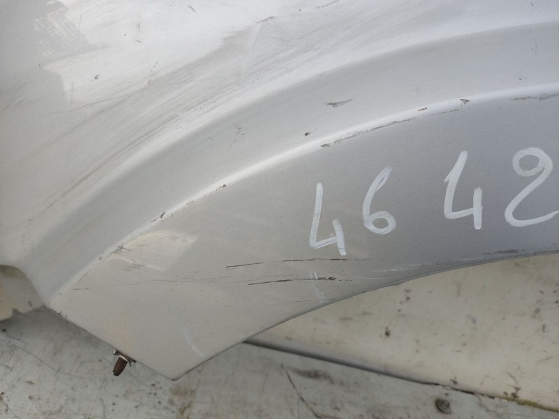 Recambio de aleta delantera izquierda para ford fusion (ju_) 1.4 tdci referencia OEM IAM 1420115  