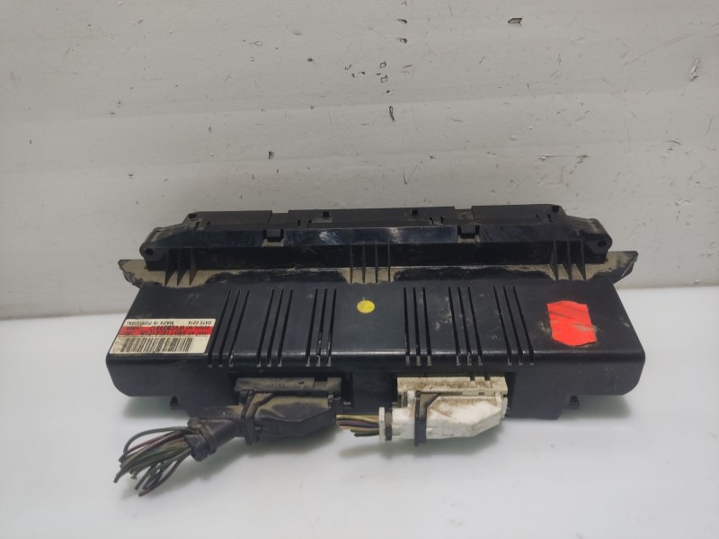 Recambio de mando climatizador para ford focus berlina (cap) referencia OEM IAM 3M5T18C612AR  