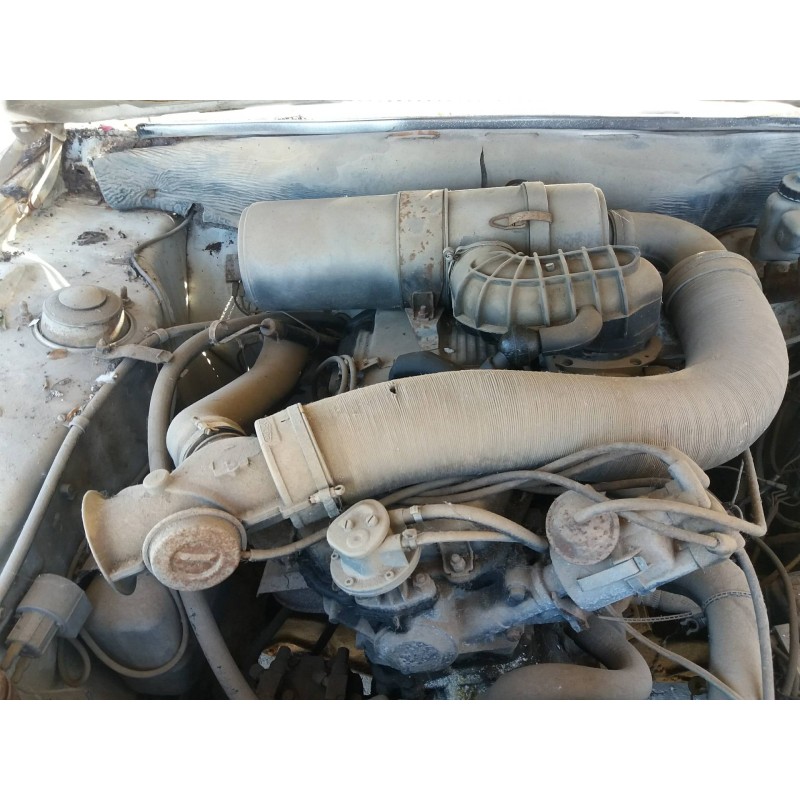 chrysler 2l    |   ... | 0 | 13,35 del año 06/08/1976