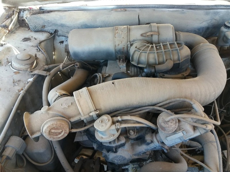 chrysler 2l    |   ... | 0 | 13,35 del año 06/08/1976