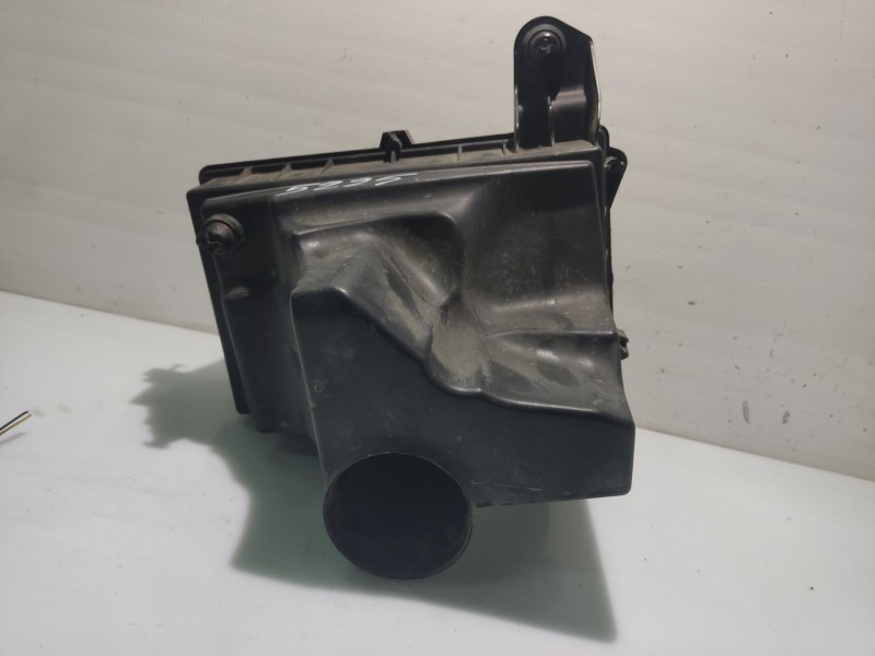 Recambio de caja filtro de aire para ford focus berlina (cap) referencia OEM IAM 4M519600DA  