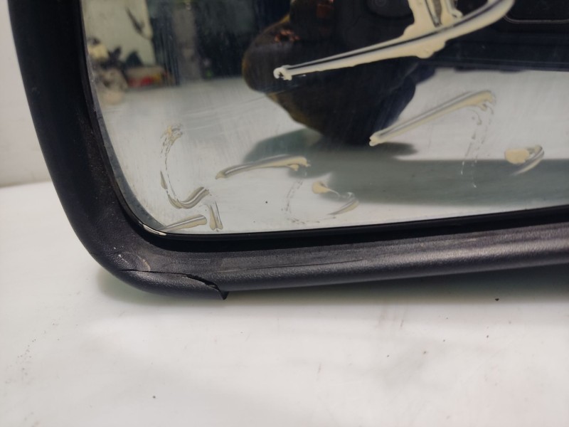 Recambio de retrovisor izquierdo para ford focus berlina (cap) referencia OEM IAM 1500619  