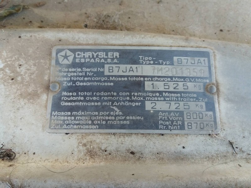 chrysler 2l    |   ... | 0 | 13,35 del año 06/08/1976