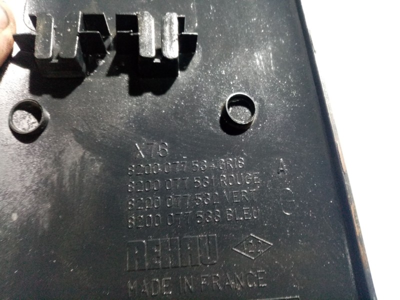 Recambio de moldura para renault kangoo (f/kc0) referencia OEM IAM   