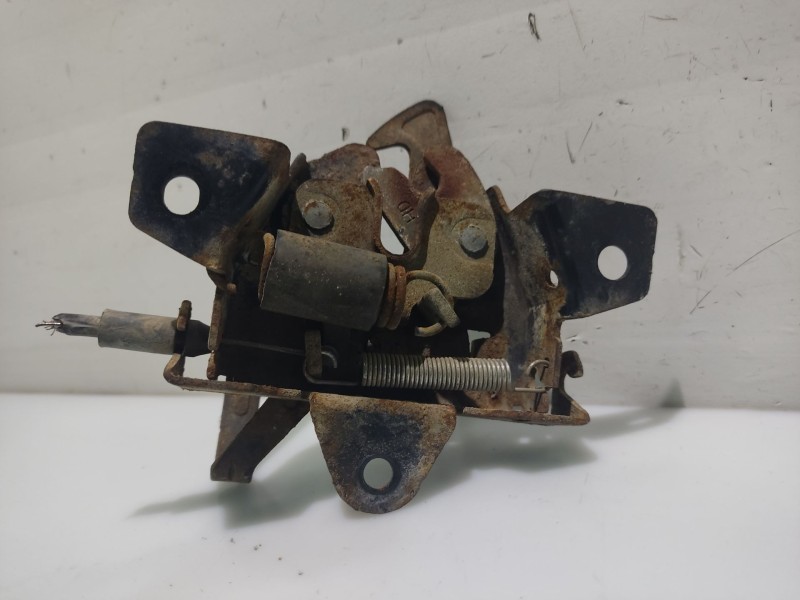 Recambio de cerradura capot para hyundai matrix (fc) 1.6 cat referencia OEM IAM 8113017000  