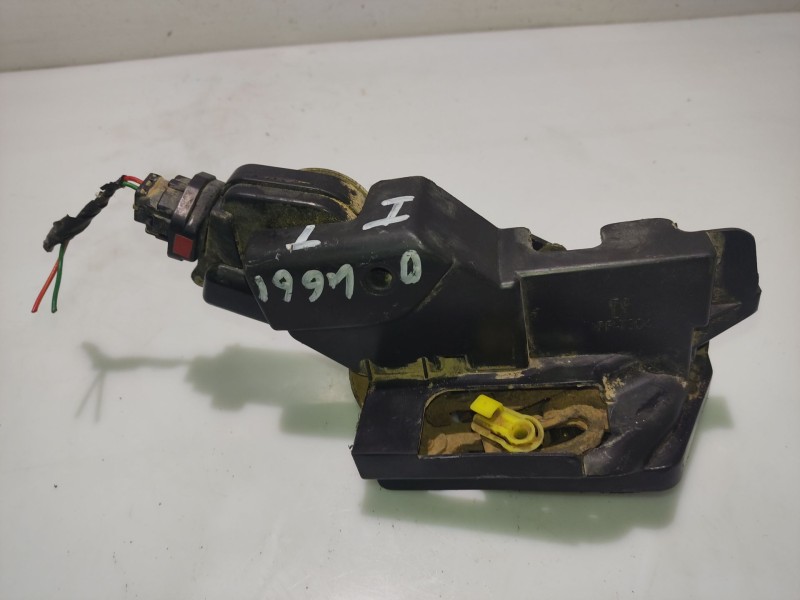 Recambio de cerradura puerta trasera izquierda para hyundai matrix (fc) 1.6 cat referencia OEM IAM 8141017100  