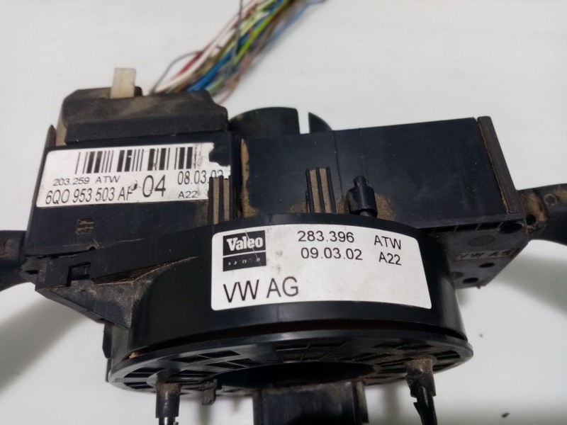Recambio de mando multifuncion para volkswagen polo (9n1) trendline referencia OEM IAM 6Q0953503  