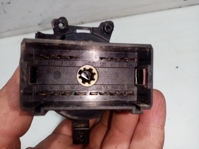 Recambio de mando luces para volkswagen polo (9n1) trendline referencia OEM IAM 6Q0941531C  