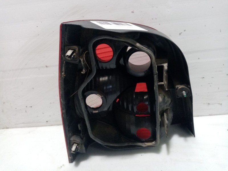 Recambio de piloto trasero derecho para volkswagen polo (9n1) trendline referencia OEM IAM   