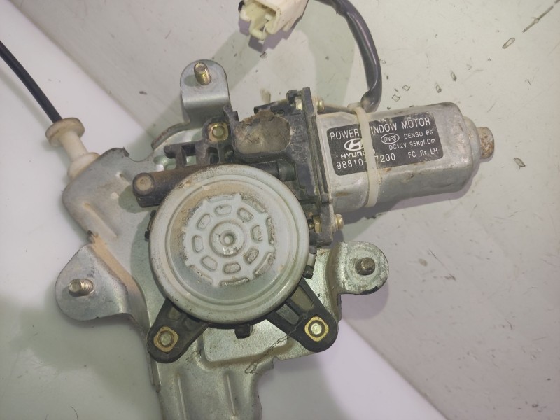 Recambio de elevalunas trasero izquierdo para hyundai matrix (fc) 1.6 cat referencia OEM IAM 8340317010 9881017200 