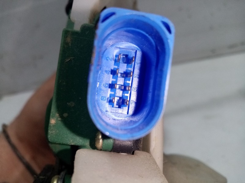 Recambio de cerradura puerta trasera izquierda para volkswagen polo (9n1) trendline referencia OEM IAM 3B4839015AJ  