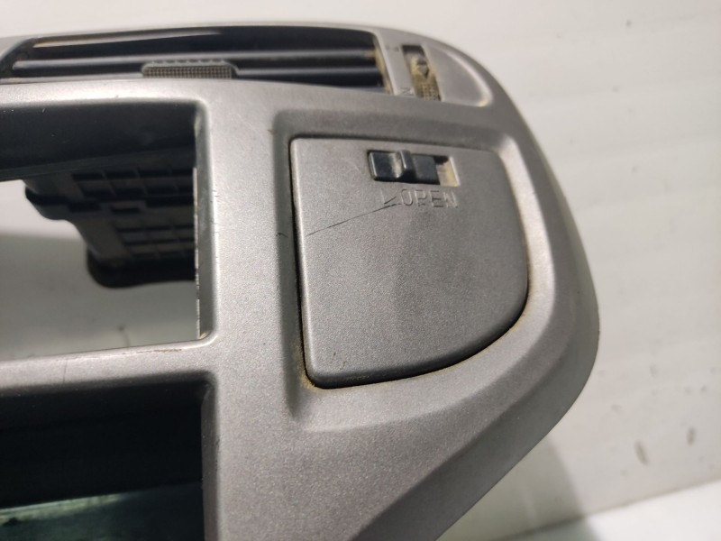 Recambio de moldura para hyundai matrix (fc) 1.6 cat referencia OEM IAM 8474217100  