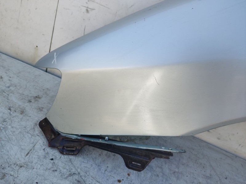 Recambio de aleta delantera izquierda para hyundai matrix (fc) 1.6 cat referencia OEM IAM 6631117320  