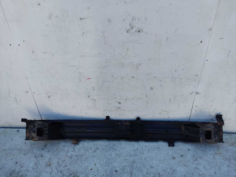 Recambio de refuerzo paragolpes delantero para hyundai matrix (fc) 1.6 cat referencia OEM IAM 8653017000  