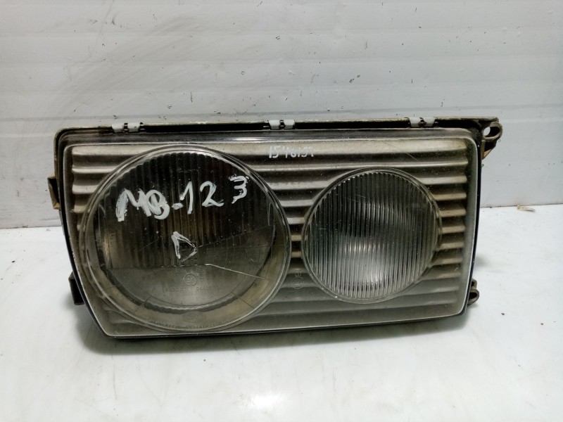 Recambio de faro derecho para mercedes-benz clase e (w123) berlina+coupe referencia OEM IAM 11777900  