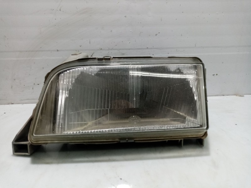 Recambio de faro izquierdo para volvo serie 440 referencia OEM IAM 143341LI  