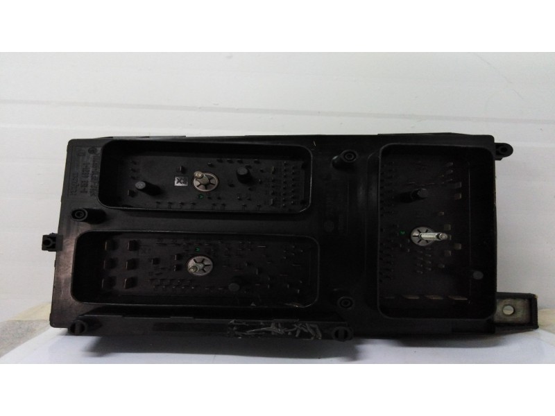 Recambio de caja reles / fusibles para  referencia OEM IAM 13191129 5DK00866827 13191129