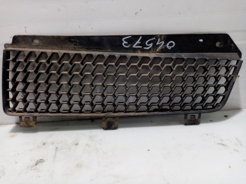 Recambio de rejilla delantera para renault master ii phase 2 caja cerrada referencia OEM IAM 8200233750 8200565046 