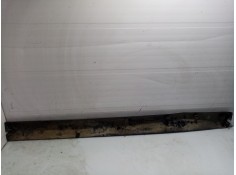 Recambio de moldura para renault master ii phase 2 caja cerrada referencia OEM IAM 7701692582   2