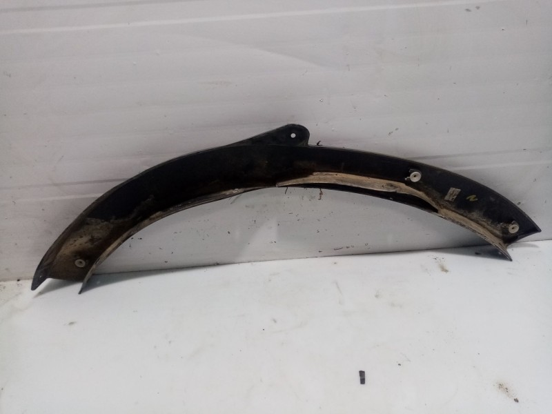 Recambio de moldura para renault master ii phase 2 caja cerrada referencia OEM IAM 8200197107  