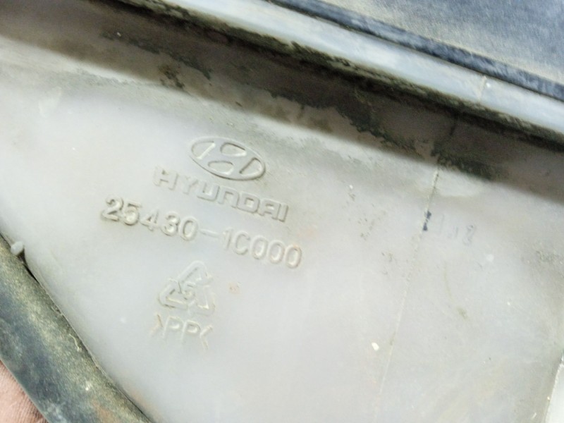 Recambio de deposito expansion para hyundai getz (tb) 1.3 referencia OEM IAM 254311C000  