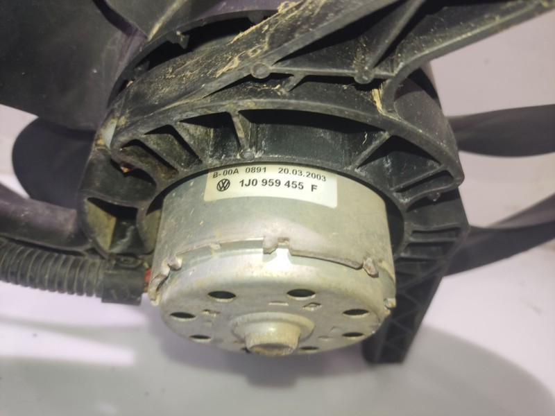 Recambio de electroventilador para volkswagen bora variant (1j6) 1.9 tdi referencia OEM IAM 1J0959455F  